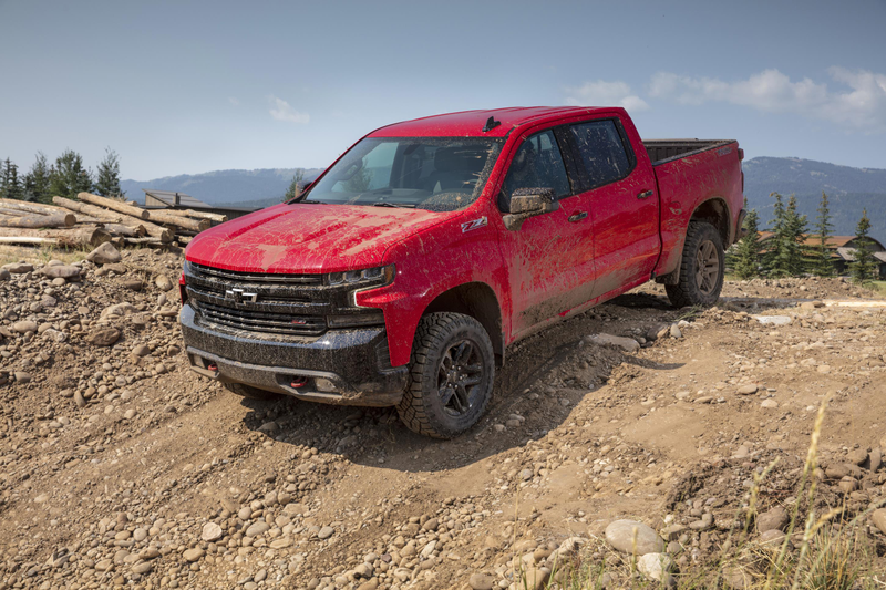 Illustration for article titled The Silverado's Giant Four-Cylinder Gets Rated At 21 MPG Combined